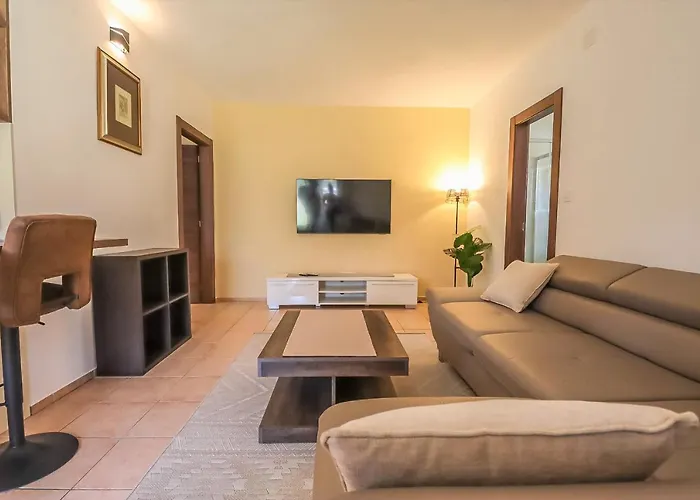 Apartment Apartments Primo - Pula *